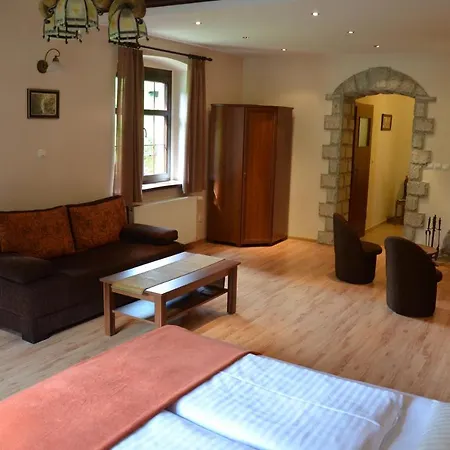 Pod Chybotkiem Apartment *